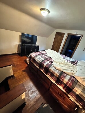 3 habitaciones, tabla de planchar con plancha y wifi gratis 