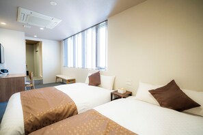 Superior Twin Room | Soundproofing, free WiFi - Hotel S-Presso Namba Ekimae (Osaka)