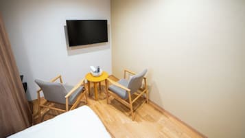 Soundproofing, free WiFi