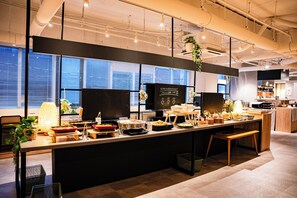Desayuno buffet incluido todos los días 