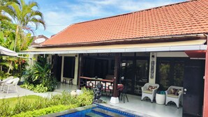 Front of property - Villa Casa Jamika (Legian)