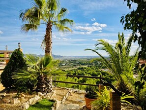 Garden - Charming Villa With Private Garden (L'Alfas del Pi)