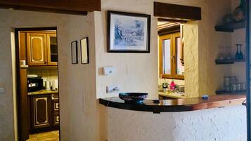 House | Meja sambut tetamu