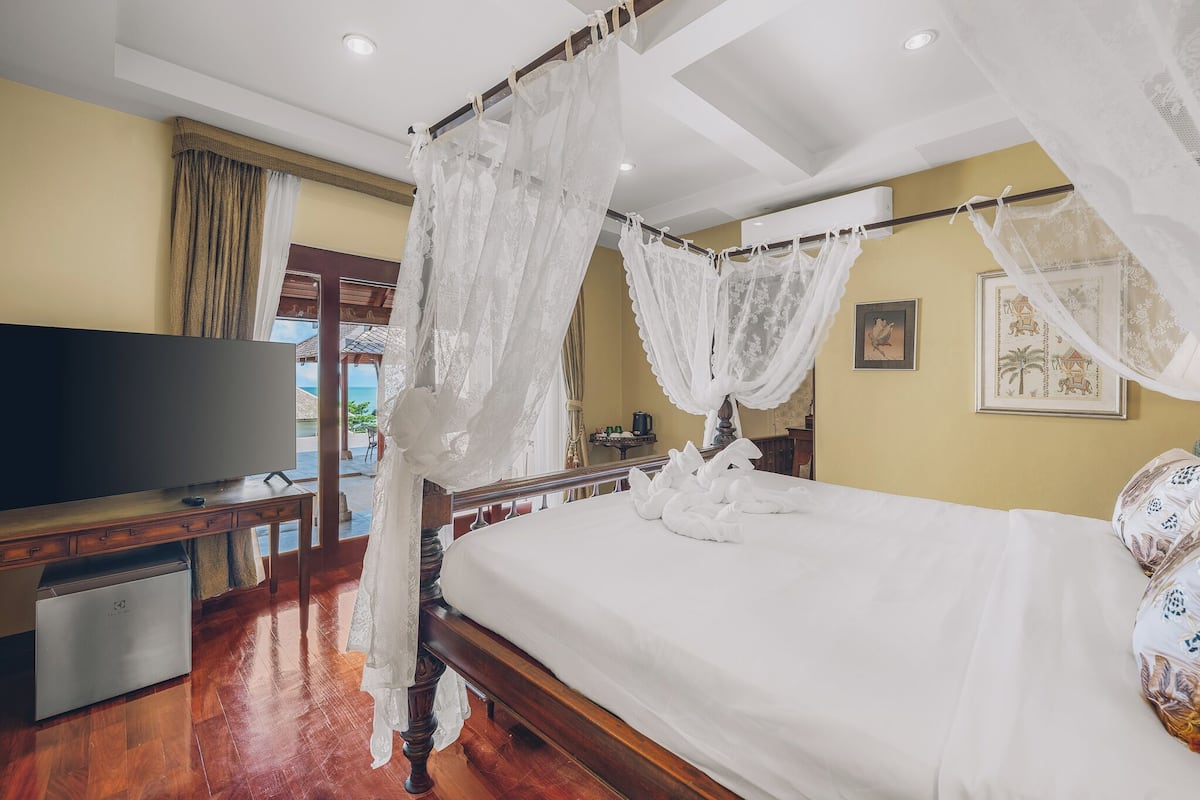 Deluxe Double Room, Ocean View | Free WiFi