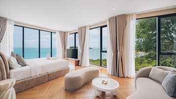 Superior Studio, Ocean View | Free WiFi