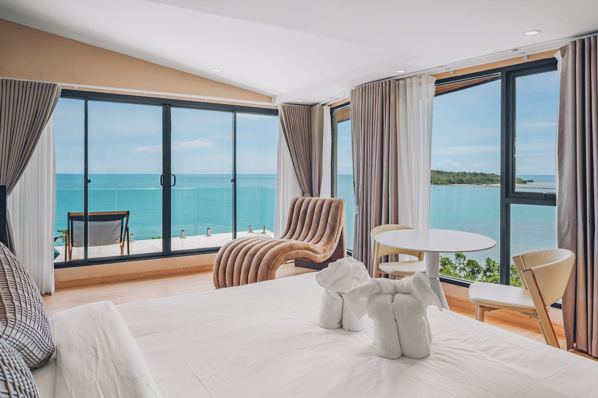 Estudio superior, vistas al mar | Wifi gratis