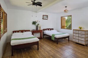 Cabaña familiar, no fumadores, vistas al lago (Lakeview Grand Family Terrace Suite) | Wifi gratis y ropa de cama