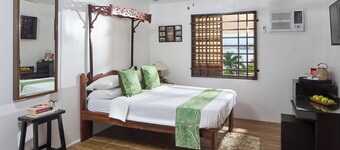 ออลโมสต์ เฮฟเวน เลค รีสอร์ต  