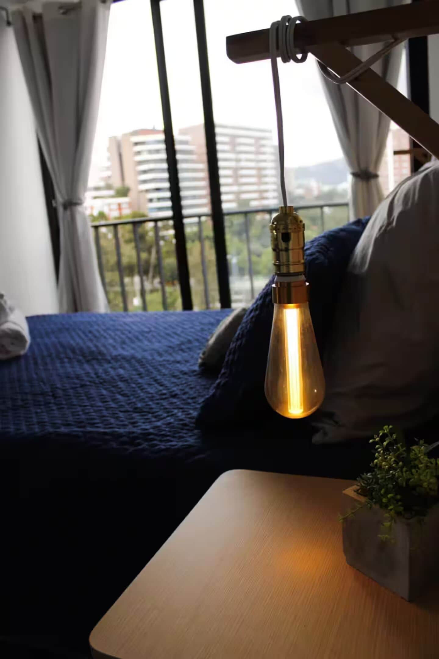 2 habitaciones, tabla de planchar con plancha y wifi 