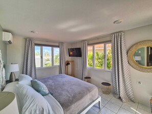 3 bedrooms, in-room safe, iron/ironing board, free WiFi