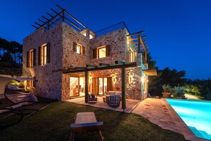 House | Exterior - Serene Retreat With Panoramic Views (Stari Grad)