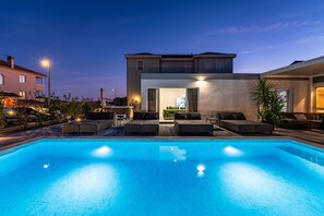 House | Pool - Villa in Pakostane With Private Pool (Pakostane)