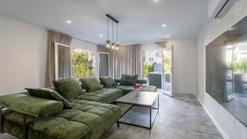 House | Living room