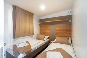 House - Villa in Pakostane With Private Pool (Pakostane)