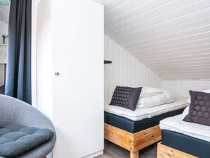 Classic House, 2 Bedrooms | Interior - 4 Person Holiday Home on a Holiday Park in Hemmet (Hemmet)