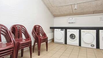 Classic House, 2 Bedrooms | Interior