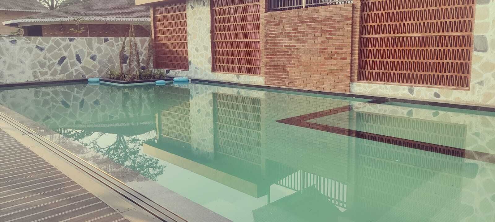 Indoor pool, outdoor pool, open 9:00 AM to 9:00 PM, free cabanas