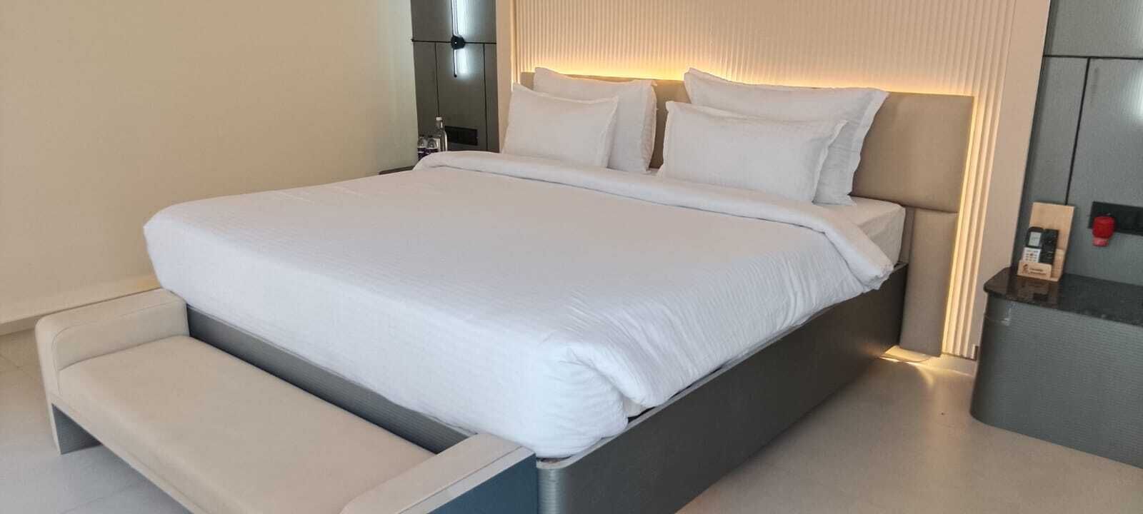 Habitación Grand | Caja de seguridad en la habitación y tabla de planchar con plancha 