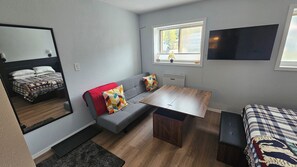 Internet, bed sheets