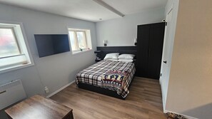 Internet, bed sheets