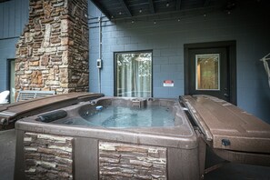 Bañera de hidromasaje exterior