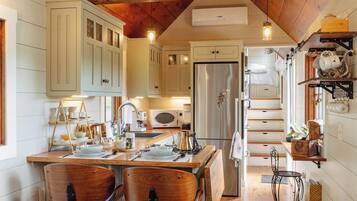 Microwave, oven, stovetop, dishwasher