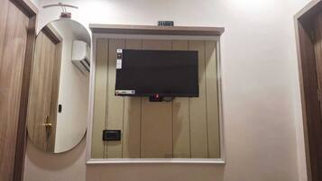 Habitación Deluxe | Escritorio, espacio para trabajar con un portátil, wifi gratis