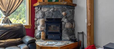 TV connectée, cheminée