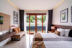 Deluxe Room, Non Smoking, Pool View