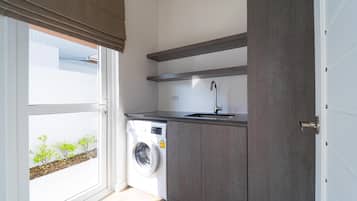 Villa, 3 chambres, piscine privée, vue piscine | Blanchisserie