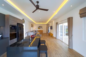 Villa, 3 Schlafzimmer, eigener Pool, Poolblick | Eigene Küche