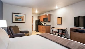 1 غرفة نوم ومكواة/لوح كي وواي فاي مجانًا وملاءات أسرّة