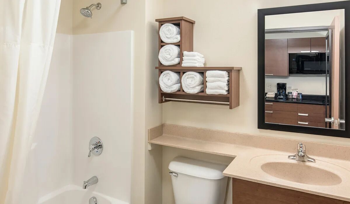Convenient Pet-friendly Room W/ Kitchenette For Yakima Travelers - Yakima, WA