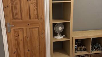 Dortoir Partagé, 1 chambre, fumeurs, vue jardin | Intérieur