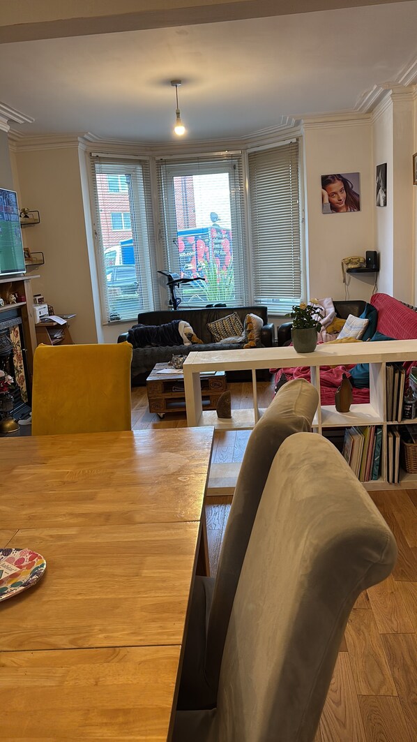 Dortoir Partagé, 1 chambre, fumeur, vue jardin | Salle de séjour