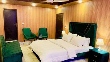 In-room safe, desk, laptop workspace, soundproofing