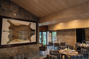 Daily full breakfast for a fee - The Farm Stay by Aamaghati (Sawai Madhopur)