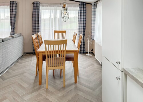 1 bedroom accommodation in Tunstall, Richmond