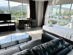 Familie studio, uitzicht op de stad, hoek | Gratis wifi, beddengoed