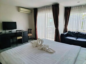 Deluxe Double Room, Balcony, City View | Free WiFi