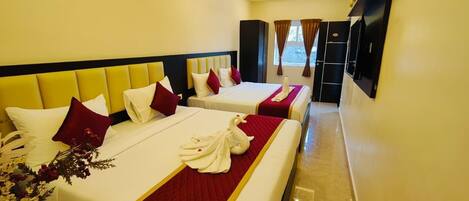 Egyptian cotton sheets, premium bedding, free WiFi, bed sheets