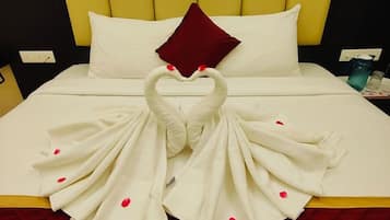 Deluxe Room, 1 Double Bed | Egyptian cotton sheets, premium bedding, free WiFi, bed sheets