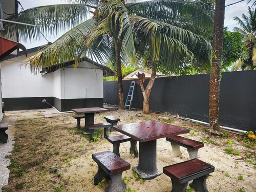 OYO 91244 Aufa Chalet