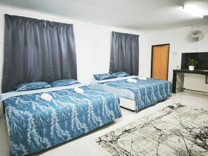 Family Suite - OYO 91244 Aufa Chalet (Kuala Terengganu)