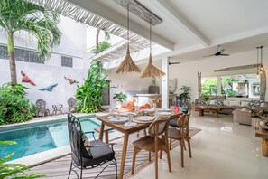 Outdoor dining - Villa GR888 – Central Seminyak 3BR Pool Villa • Walk to Beach & Eat Street (Kabupaten Badung)