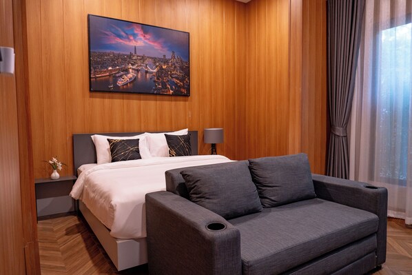 Maison Deluxe | Bureau, espace de travail pour ordinateur portable, Wi-Fi gratuit