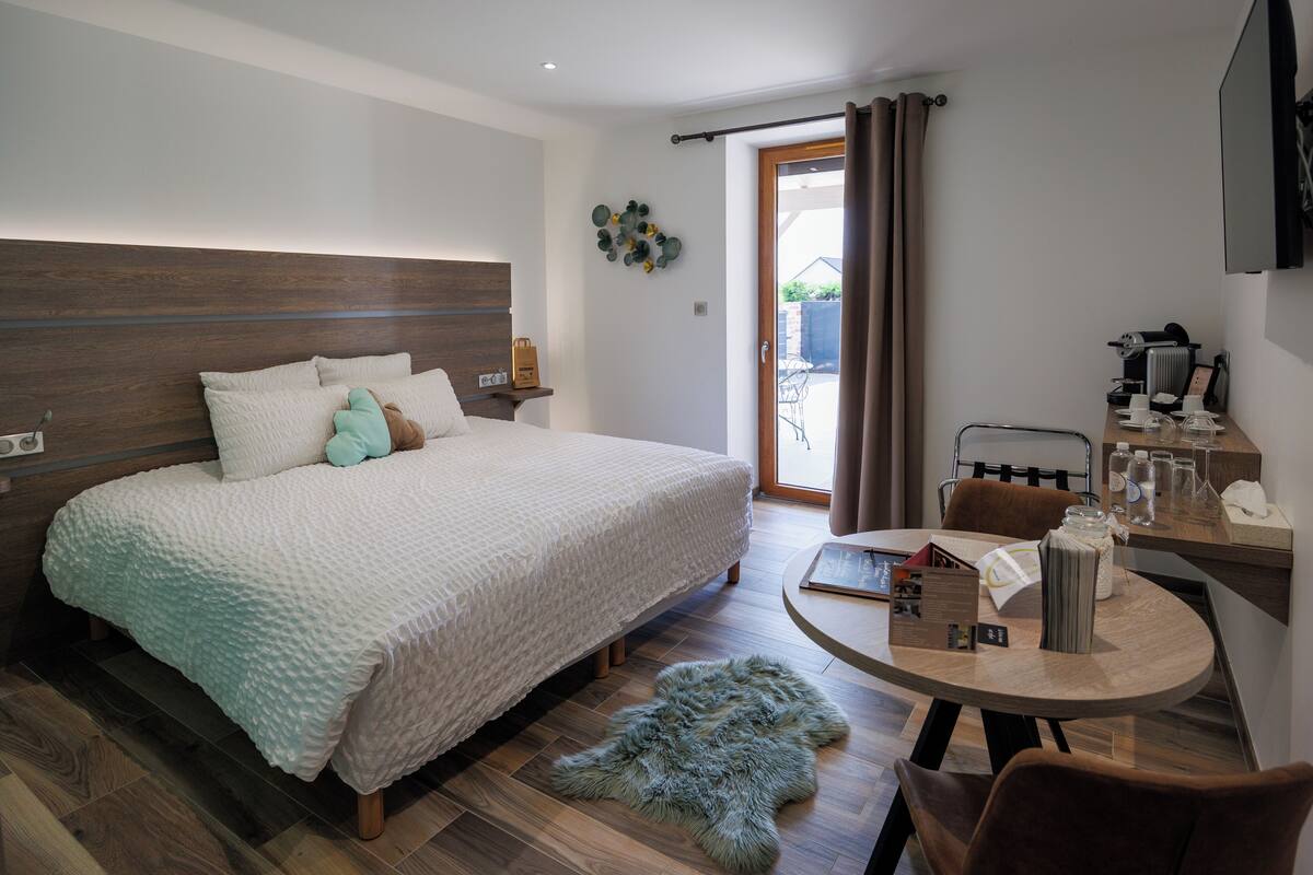 Luxury-Doppel- oder -Zweibettzimmer, Blick auf den Innenhof