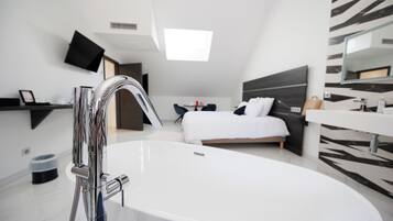 Luxury Double Room, 1 King Bed, Pets allowed