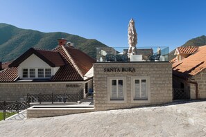 Exterior - Hotel & Restaurant Santa Boka (Kotor)