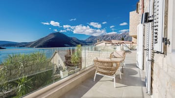 Room (Santa) | Terrace/patio